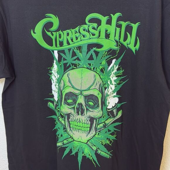 NEW- Cypress Hill Men's 420 T-Shirt-Black with green design- Mens size medium - Picture 3 of 6